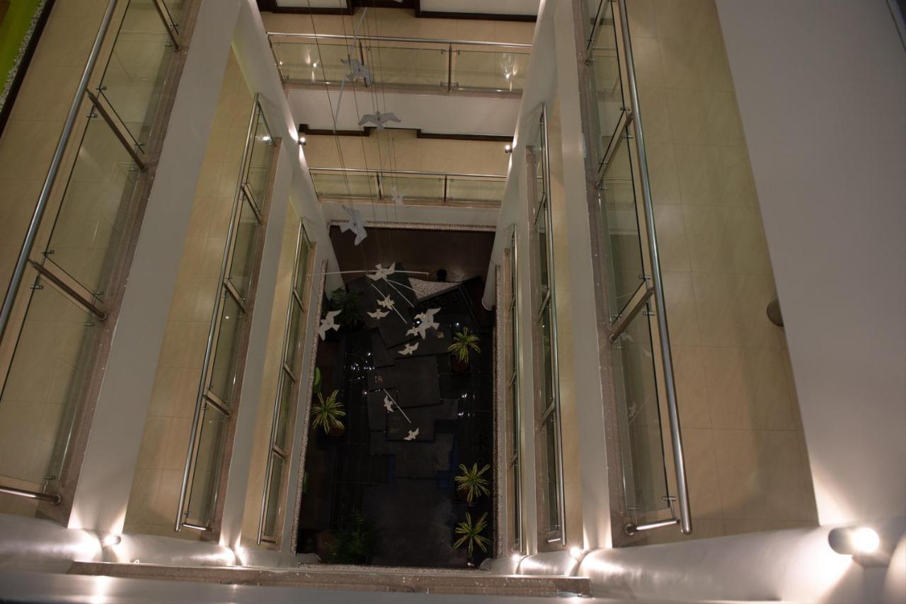 Monarch Montvert Pune Exterior foto