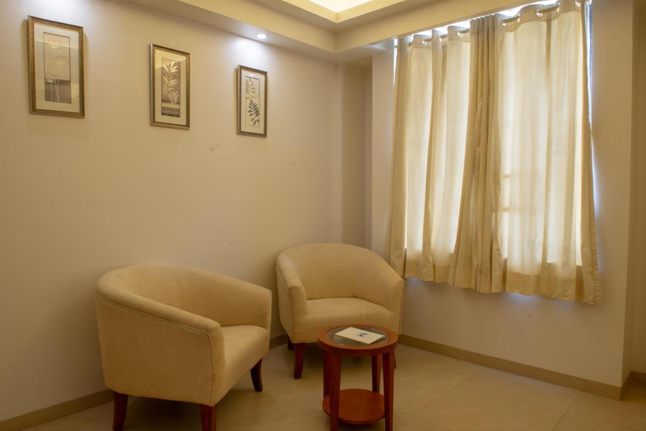 Monarch Montvert Pune Exterior foto